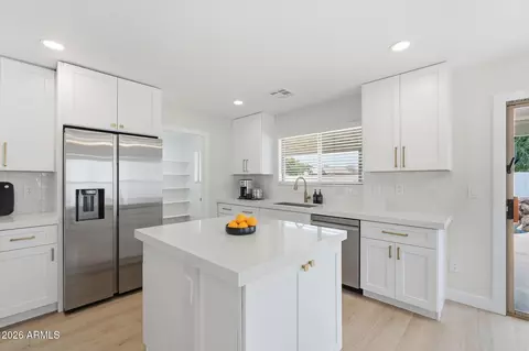 Kitchen - 2300 W 22nd Ave, Apache Junction, AZ 85120 photo 2 of 5