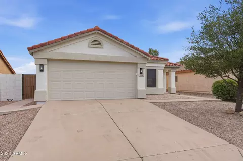Exterior - 2300 W 22nd Ave, Apache Junction, AZ 85120 photo 3 of 9