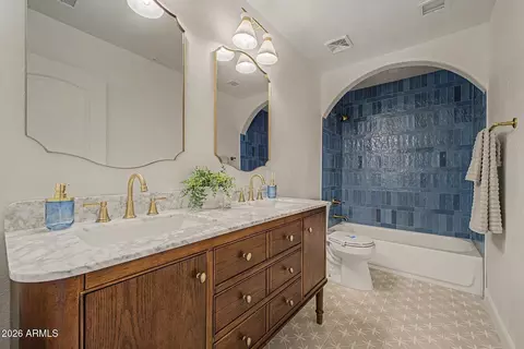 Bath - 2992 E Camellia Dr, Gilbert, AZ 85296 photo 7 of 7