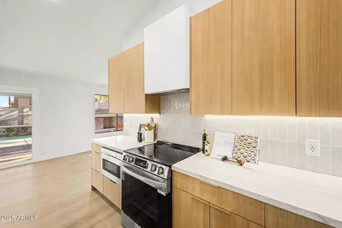 Kitchen - 4361 E Meadow Dr, Phoenix, AZ 85032 photo 3 of 3