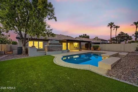 Exterior - 4361 E Meadow Dr, Phoenix, AZ 85032 photo 2 of 5