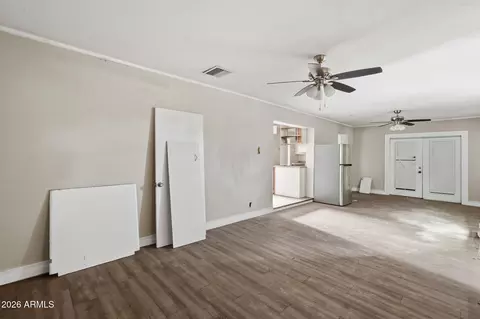 Living - 1723 W Cheryl Dr, Phoenix, AZ 85021 photo 6 of 7