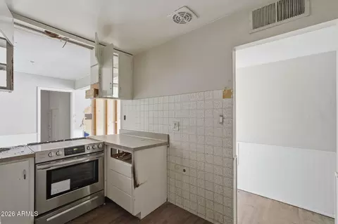 Kitchen - 1723 W Cheryl Dr, Phoenix, AZ 85021 photo 2 of 5