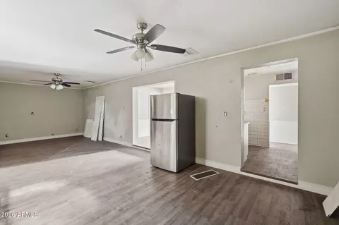 Living - 1723 W Cheryl Dr, Phoenix, AZ 85021 photo 7 of 7