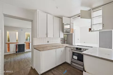 Kitchen - 1723 W Cheryl Dr, Phoenix, AZ 85021 photo 1 of 5