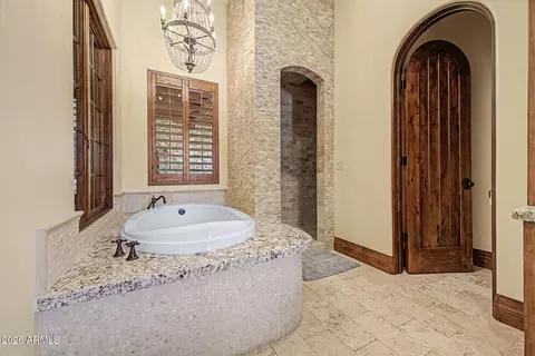 Bath - 2476 E Linda Ct, Gilbert, AZ 85234 photo 9 of 12