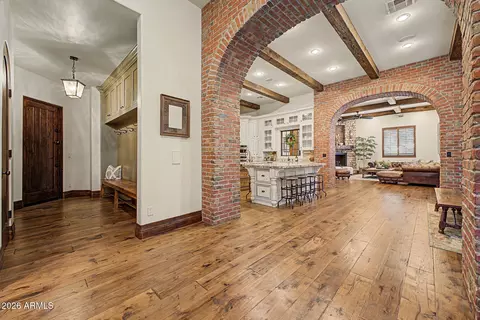 Entry Way - 2476 E Linda Ct, Gilbert, AZ 85234 photo 2 of 6