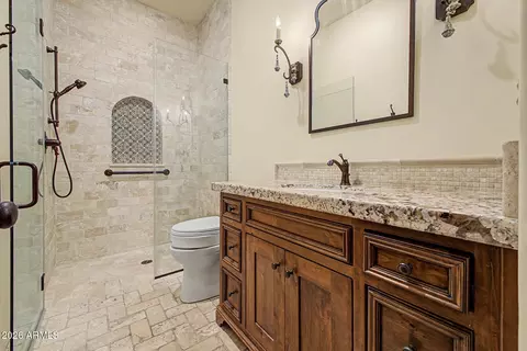 Bath - 2476 E Linda Ct, Gilbert, AZ 85234 photo 11 of 12