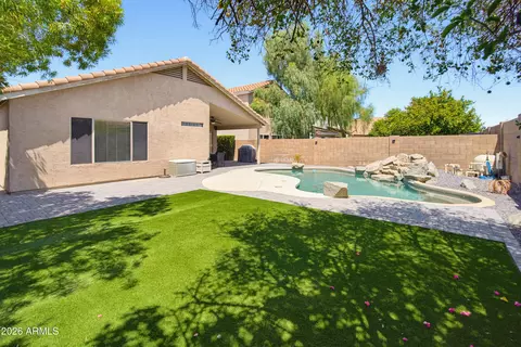 Exterior - 1253 S Colonial Dr, Gilbert, AZ 85296 photo 6 of 7