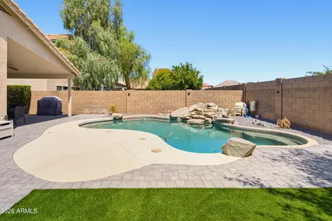 Exterior - 1253 S Colonial Dr, Gilbert, AZ 85296 photo 7 of 7