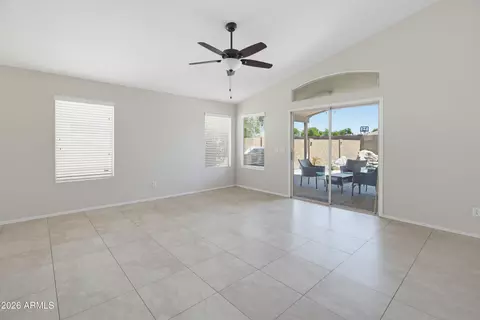 Living - 1253 S Colonial Dr, Gilbert, AZ 85296 photo 3 of 4