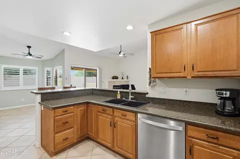 Kitchen - 5830 E Mckellips Rd #9, Mesa, AZ 85215 photo 3 of 4