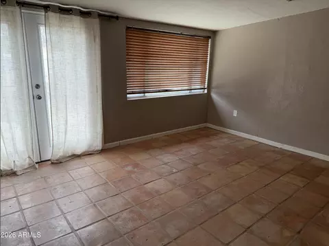 38 W Thomas Ln, Tempe, AZ 85281 photo 4