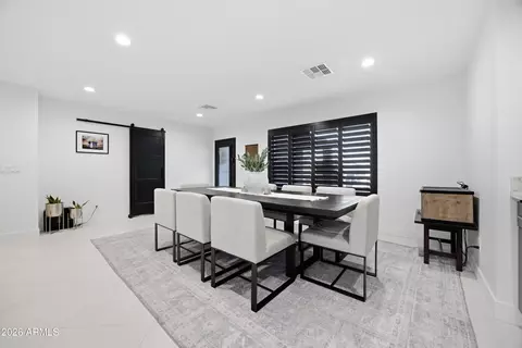Dining - 2002 E Vista Dr, Phoenix, AZ 85022 photo 2 of 2