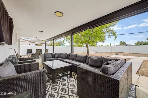 Exterior - 4101 E Calavar Rd, Phoenix, AZ 85032 photo 3 of 4