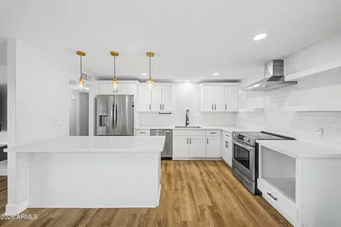 Kitchen - 4101 E Calavar Rd, Phoenix, AZ 85032 photo 1 of 2