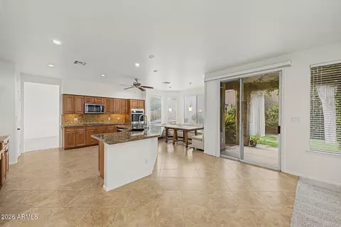 Kitchen - 768 E Verbena Dr, Phoenix, AZ 85048 photo 1 of 5