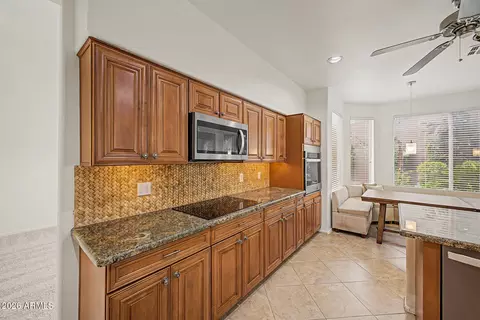 Kitchen - 768 E Verbena Dr, Phoenix, AZ 85048 photo 2 of 5