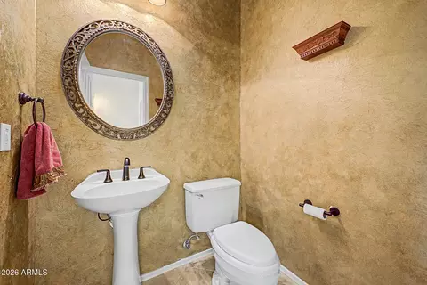 Bath - 768 E Verbena Dr, Phoenix, AZ 85048 photo 1 of 9