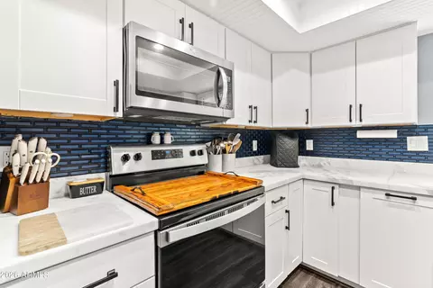 Kitchen - 7316 E Drummer Ave, Mesa, AZ 85208 photo 3 of 3