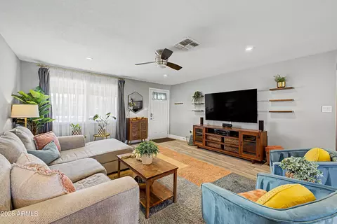 Living - 3620 E Joan De Arc Ave, Phoenix, AZ 85032 photo 2 of 3