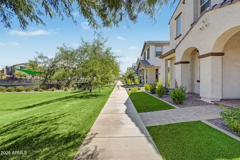 Exterior - 1993 W Hide Trl, Phoenix, AZ 85085 photo 9 of 12