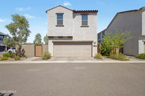 Exterior - 1993 W Hide Trl, Phoenix, AZ 85085 photo 2 of 12