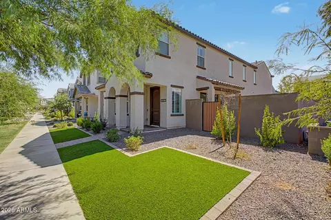 Exterior - 1993 W Hide Trl, Phoenix, AZ 85085 photo 5 of 12
