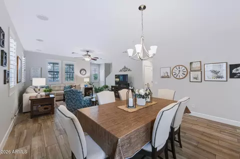 Dining - 4383 E Morrow Dr, Phoenix, AZ 85050 photo 1 of 2