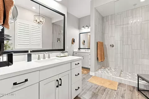 Bath - 1900 E Aster Pl, Chandler, AZ 85286 photo 5 of 6