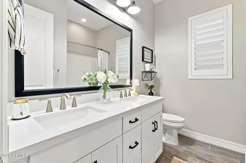 Bath - 1900 E Aster Pl, Chandler, AZ 85286 photo 6 of 6
