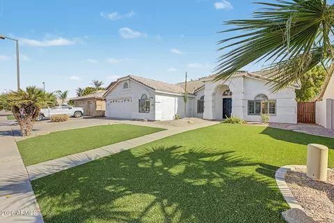 Exterior - 1783 E Arabian Dr, Gilbert, AZ 85296 photo 2 of 8