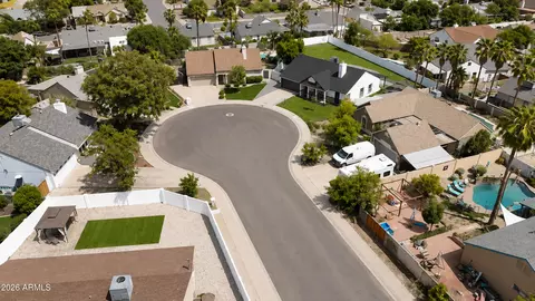 View/Area - 4517 E Desert View Dr, Phoenix, AZ 85044 photo 4 of 8