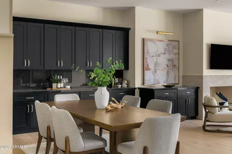 Dining - 4314 E Glenrosa Ave, Phoenix, AZ 85018 photo 1 of 1