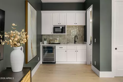 Entry Way - 4314 E Glenrosa Ave, Phoenix, AZ 85018 photo 1 of 1
