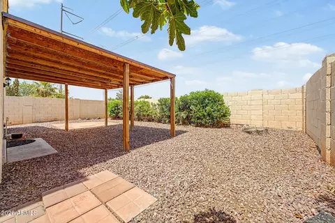 Exterior - 246 E Vaughn Ave, Gilbert, AZ 85234 photo 6 of 9