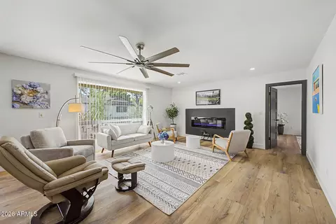 Living - 2818 E Malapai Dr, Phoenix, AZ 85028 photo 2 of 3