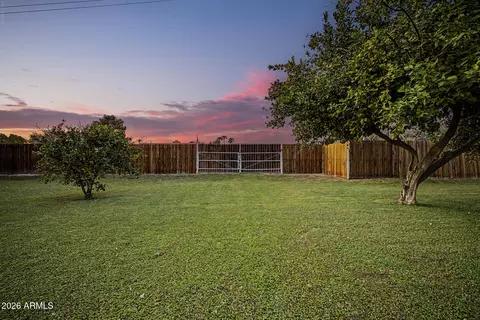 Exterior - 1822 E Lexington Ave, Gilbert, AZ 85234 photo 14 of 15