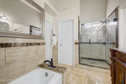 Bath - 1822 E Lexington Ave, Gilbert, AZ 85234 photo 2 of 5
