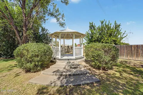 Exterior - 1822 E Lexington Ave, Gilbert, AZ 85234 photo 7 of 15