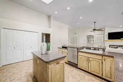 Kitchen - 1822 E Lexington Ave, Gilbert, AZ 85234 photo 5 of 7