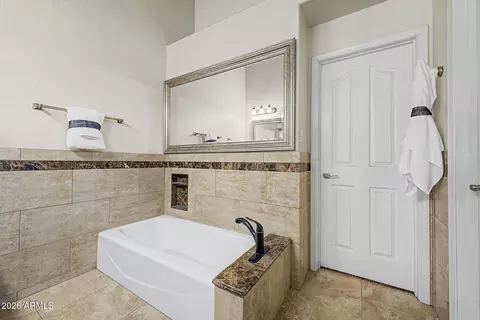 Bath - 1822 E Lexington Ave, Gilbert, AZ 85234 photo 3 of 5