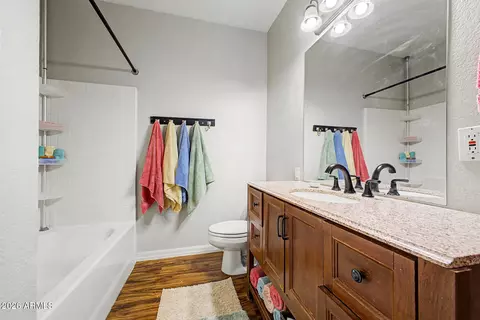 Bath - 1822 E Lexington Ave, Gilbert, AZ 85234 photo 5 of 5