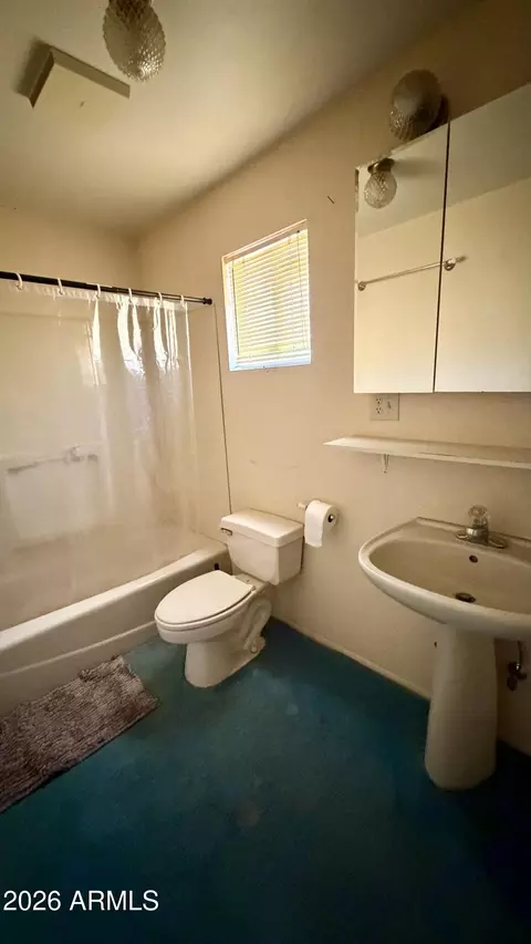 Bath - 1302 N Power Rd, Mesa, AZ 85205 photo 1 of 3