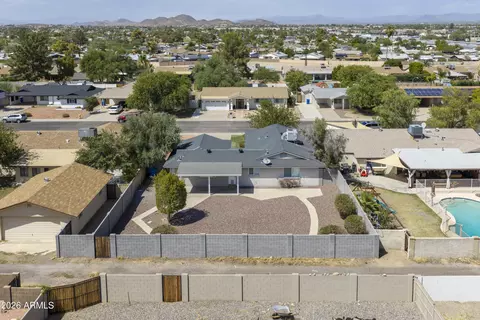 View/Area - 2243 E Karen Dr, Phoenix, AZ 85022 photo 3 of 4