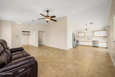 Living - 1993 S Mara Dr, Apache Junction, AZ 85120 photo 2 of 7