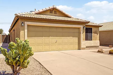 Exterior - 1993 S Mara Dr, Apache Junction, AZ 85120 photo 7 of 8