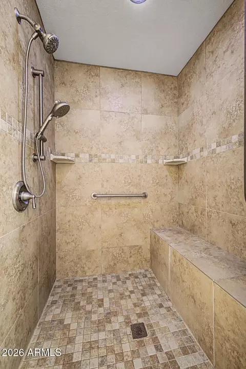 Bath - 1993 S Mara Dr, Apache Junction, AZ 85120 photo 2 of 3