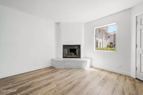 Living - 1238 E Vogel Ave #2, Phoenix, AZ 85020 photo 1 of 4
