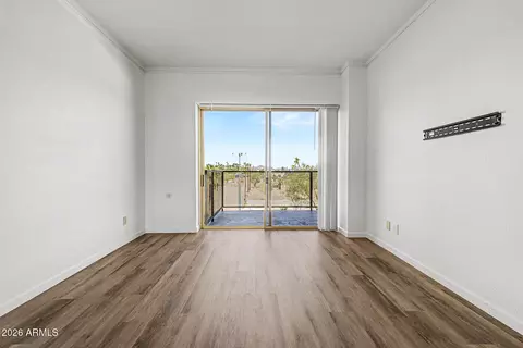Living - 4750 N Central Ave #3A, Phoenix, AZ 85012 photo 8 of 8